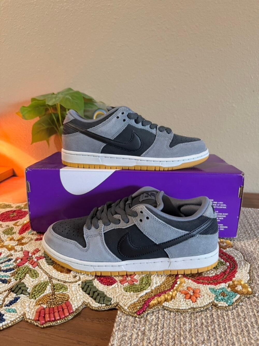 Nike SB Dunk Low Dark Smoke Grey Black White Gum Shadow Orange Label HF3063 001